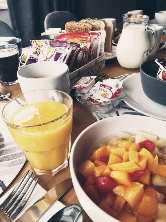 تاوبو B, D & D Bed And Breakfast المظهر الخارجي الصورة